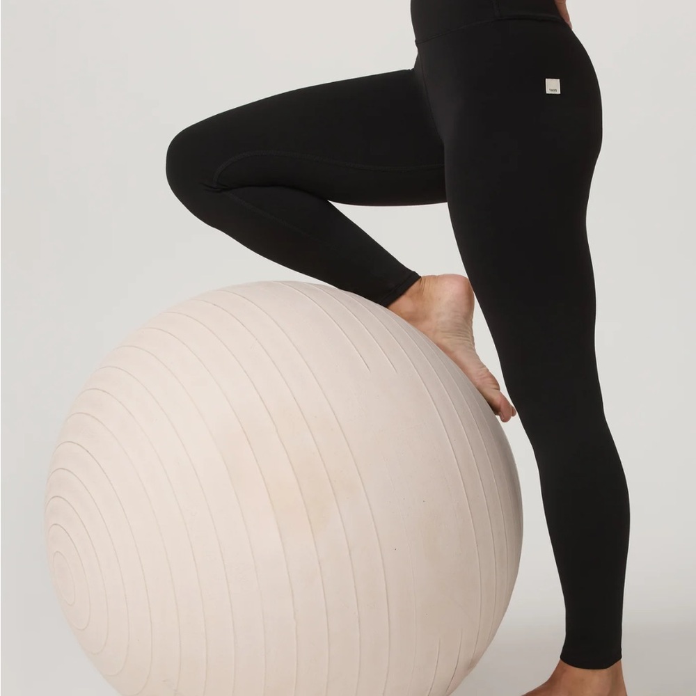 Vuori Midnight Black Performance Leggings